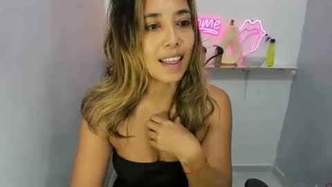 dona_tella online show from 24, 5, 2026