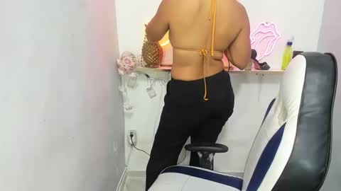 dona_tella online show from 26, 5, 2026