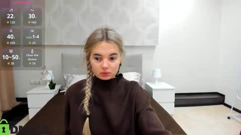 Snapshot of donnaaa_evans chatting on 21, 11, 2025 Donna On GMT2 Mon-Fri 3-9 AM online show from 21, 11, 2025