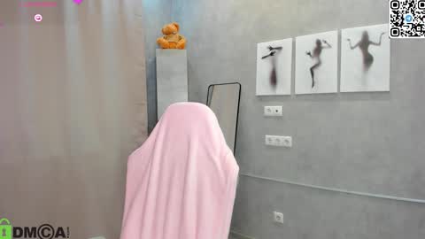 Snapshot of donnaaa_evans chatting on 7, 3, 2026 Donna On GMT2 Mon-Fri 3-9 AM online show from 7, 3, 2026