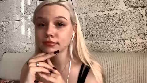 Stella online show from 16, 10, 2025