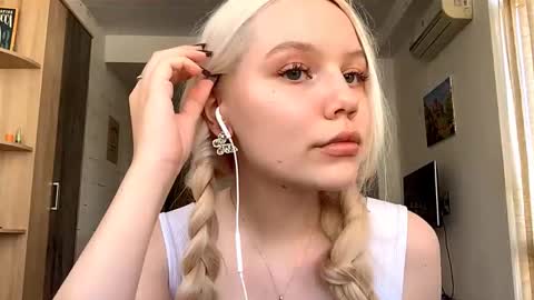 Stella online show from 17, 10, 2025