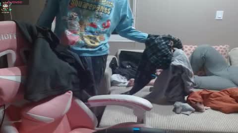 Snapshot of donnydarkness4321 chatting on 12, 9, 2025 Angelic Angel Donny online show from 12, 9, 2025