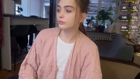 Snapshot of dorfmatratze_ chatting on 12, 1, 2025 Alice online show from 12, 1, 2025