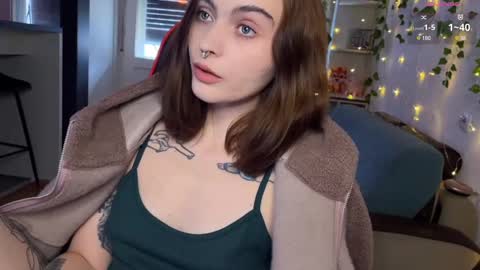 Snapshot of dorfmatratze_ chatting on 12, 2, 2025 Alice online show from 12, 2, 2025