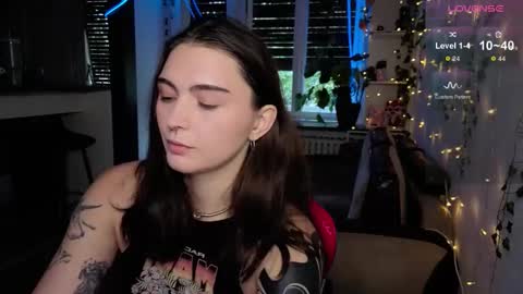 Snapshot of dorfmatratze_ chatting on 1, 10, 2025 Alice online show from 1, 10, 2025