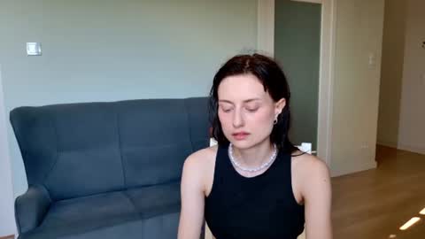 dormineaa online show from 28, 6, 2026