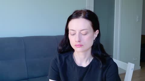 dormineaa online show from 25, 7, 2026