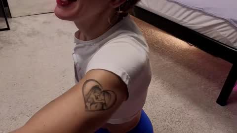 Dorothy Next stream on Monday at 3am-9am online show from 19, 11, 2025