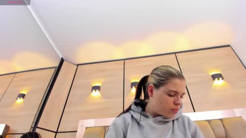  DOROTHY online show from 6, 1, 2026