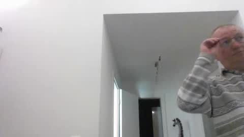 Snapshot of dotspot446 chatting on 8, 11, 2025 Dotspot online show from 8, 11, 2025