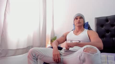 Isabella and Alessandro online show from 8, 6, 2026