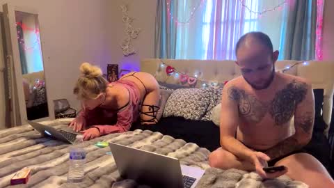 Snapshot of doublesuble chatting on 8, 3, 2025 Chaz  Roxy Rain online show from 8, 3, 2025