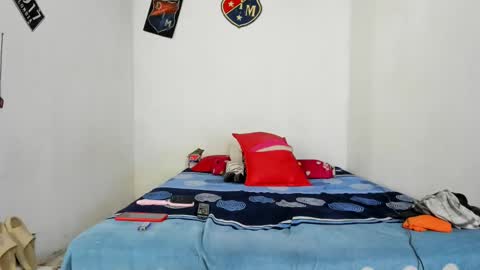 douglas_gallegos online show from 31, 1, 2025