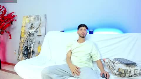 Drake and Zara online show from 7, 5, 2026