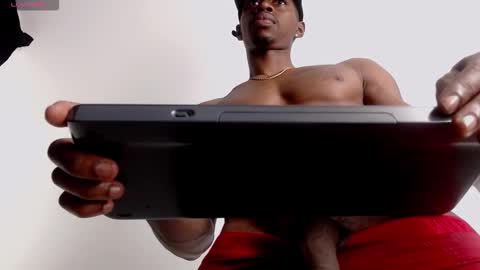 Drake 23 online show from 10, 10, 2025