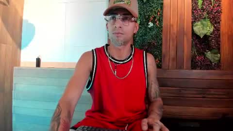 Snapshot of drakeneumann chatting on 3, 8, 2026 Drake Neuman online show from 3, 8, 2026
