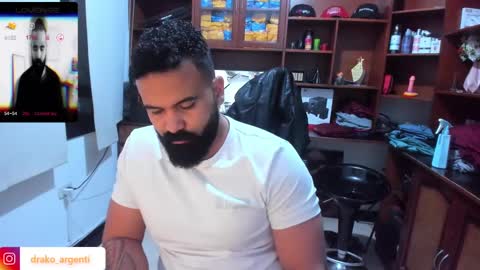 Snapshot of drako_argenti_ chatting on 4, 1, 2025 Drako online show from 4, 1, 2025