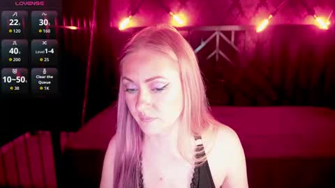 Snapshot of dramaquenn chatting on 17, 6, 2026 Lina online show from 17, 6, 2026