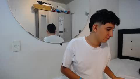 -- nicolle and jhon -- online show from 4, 12, 2025