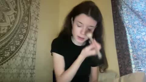ur dream girl online show from 23, 4, 2026