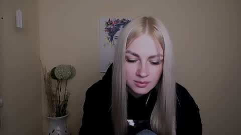 dream_dolly_ online show from 25, 9, 2025