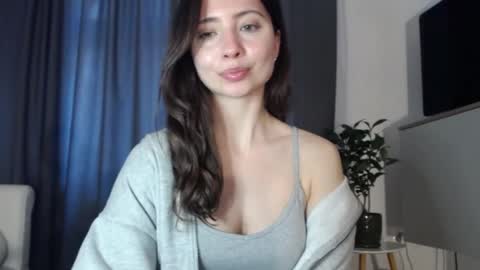 Nicole online show from 7, 3, 2026