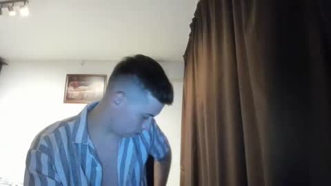 Snapshot of dreamboy240 chatting on 31, 10, 2025 Johnny online show from 31, 10, 2025