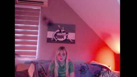 A girl online show from 8, 11, 2025