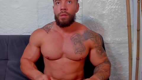 Snapshot of dreammr1 chatting on 11, 3, 2025 cris online show from 11, 3, 2025