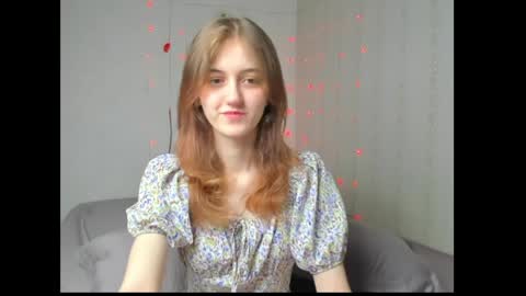 dreamy_pollyyy online show from 19, 4, 2026