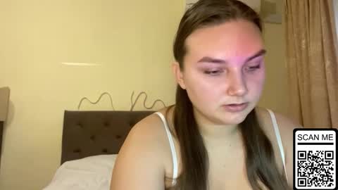 Mila online show from 4, 10, 2025