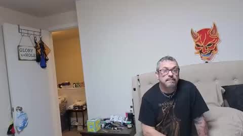 DreamyCouple01 online show from 4, 5, 2026