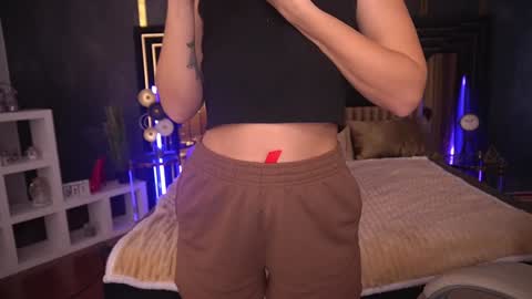 Lina online show from 17, 1, 2025