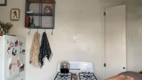 RIRI OR DREAMY online show from 7, 11, 2025