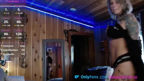 Snapshot of dreamytrance chatting on 30, 9, 2025 DreamyTrance online show from 30, 9, 2025