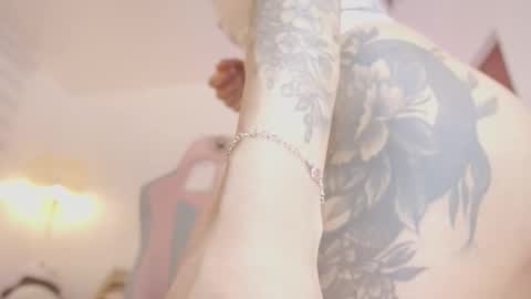 Snapshot of driana_hoffman chatting on 16, 3, 2026 DRIANA online show from 16, 3, 2026