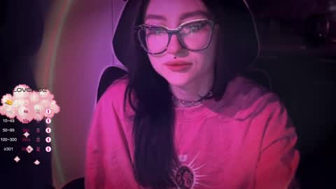 Tara  Sonny online show from 12, 9, 2025