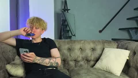 Adam online show from 11, 7, 2026