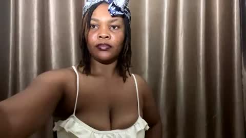 Snapshot of drip_queenxx1 chatting on 12, 7, 2026 drip_queenxx1 online show from 12, 7, 2026