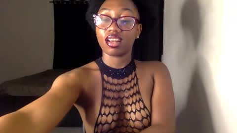 Snapshot of dripping_lunaa chatting on 19, 2, 2026 luna online show from 19, 2, 2026