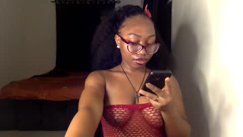 Snapshot of dripping_lunaa chatting on 25, 2, 2026 luna online show from 25, 2, 2026