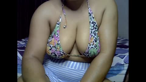 Snapshot of drippingnwet chatting on 4, 4, 2026 drippingnwet online show from 4, 4, 2026