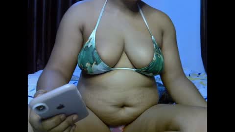 Snapshot of drippingnwet chatting on 14, 4, 2026 drippingnwet online show from 14, 4, 2026