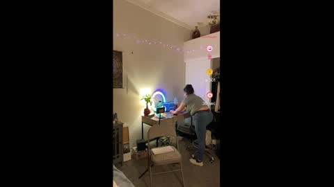 Snapshot of drippykitty888 chatting on 17, 2, 2026 Drippy kitty online show from 17, 2, 2026