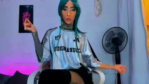 drippyorlove online show from 25, 7, 2026