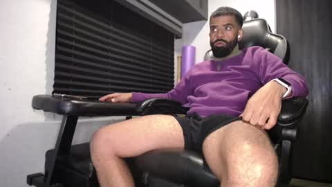 Snapshot of drizzys_room chatting on 3, 10, 2025 DirtyDrizzy online show from 3, 10, 2025