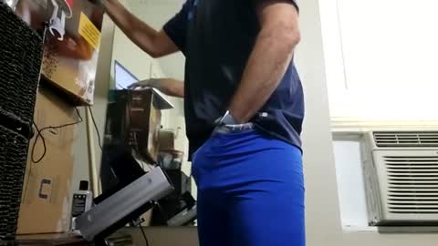 Hello Hope you enjoy what you see. I love attention in dirty talk and tips thickcock  edging precum dirtyTalk C2C online show from 23, 6, 2026