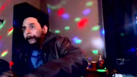 Snapshot of drogoloko233 chatting on 21, 12, 2025 drogo lpkp online show from 21, 12, 2025