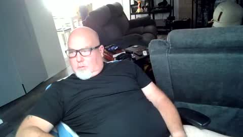Snapshot of drthomaswayne chatting on 8, 8, 2026 drthomaswayne online show from 8, 8, 2026